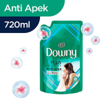 Downy +Plus Collection Pelembut & Pewangi Anti Apek 720ml
