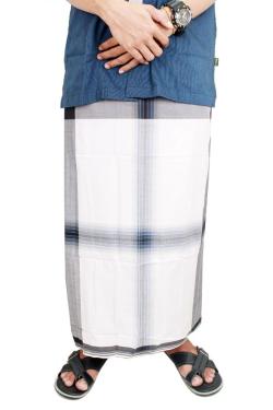 Gudang Fashion Sarung Peralatan Sholat Pria SRG 102 A Hitam Putih