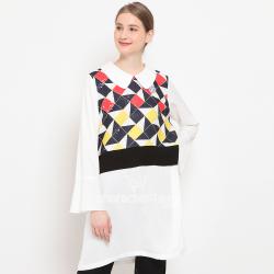 Doraemon Geometric Vest Shirt Red Size S