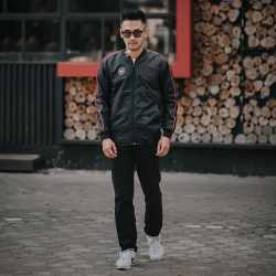 Mars Fashion - Jaket Bomber Pria Two Line Hitam Ukuran L