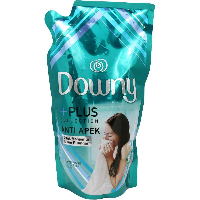 Downy +Plus Collection Pelembut & Pewangi Anti Apek 720ml
