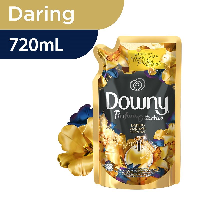 Downy Pelembut & Pewangi Parfum Collection Daring Refill 720ml
