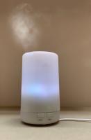 AJ213 Diffuser/Humidifier Aromatherapy Machine Taffware with RGB Lamp - Putih
